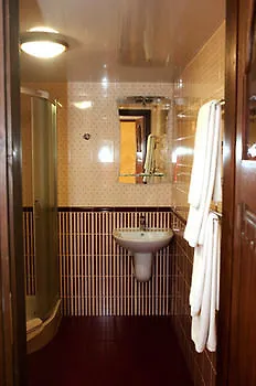Hotel Відень Lvov